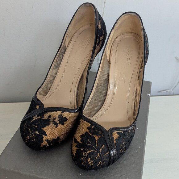 Alexander McQueen Lacy Pumps - Picture 3 of 11